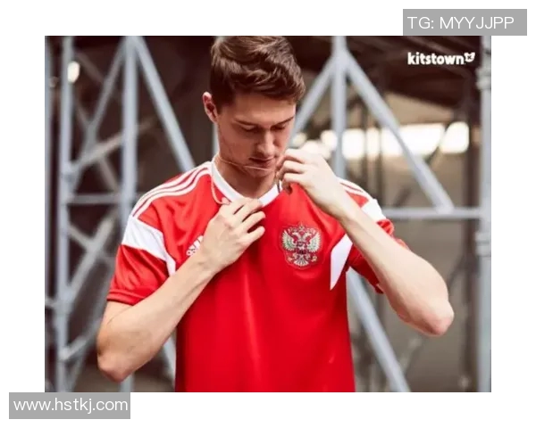 足球明星们的球鞋风采大揭秘时尚与性能的完美结合 足球明星们的球鞋风采大揭秘时尚与性能的完美结合