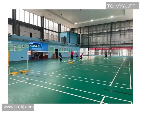 羽毛球的魅力:深入重庆羽毛球队的极速对决与训练揭秘 羽毛球的魅力:深入重庆羽毛球队的极速对决与训练揭秘